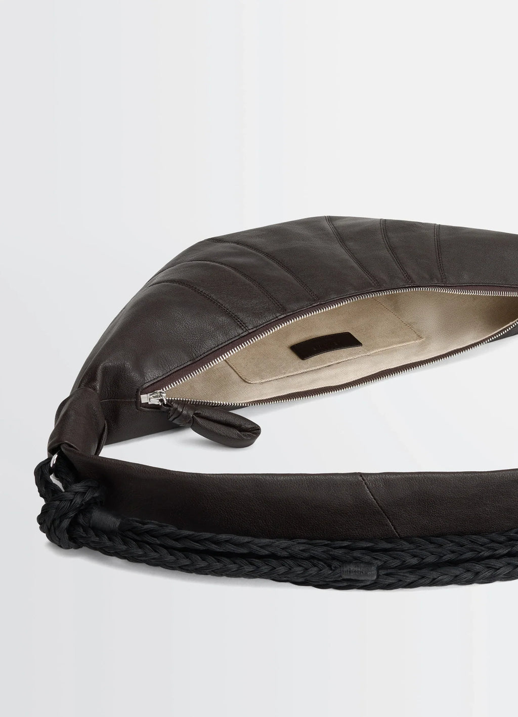 브레이드 미디엄 크루아상 백