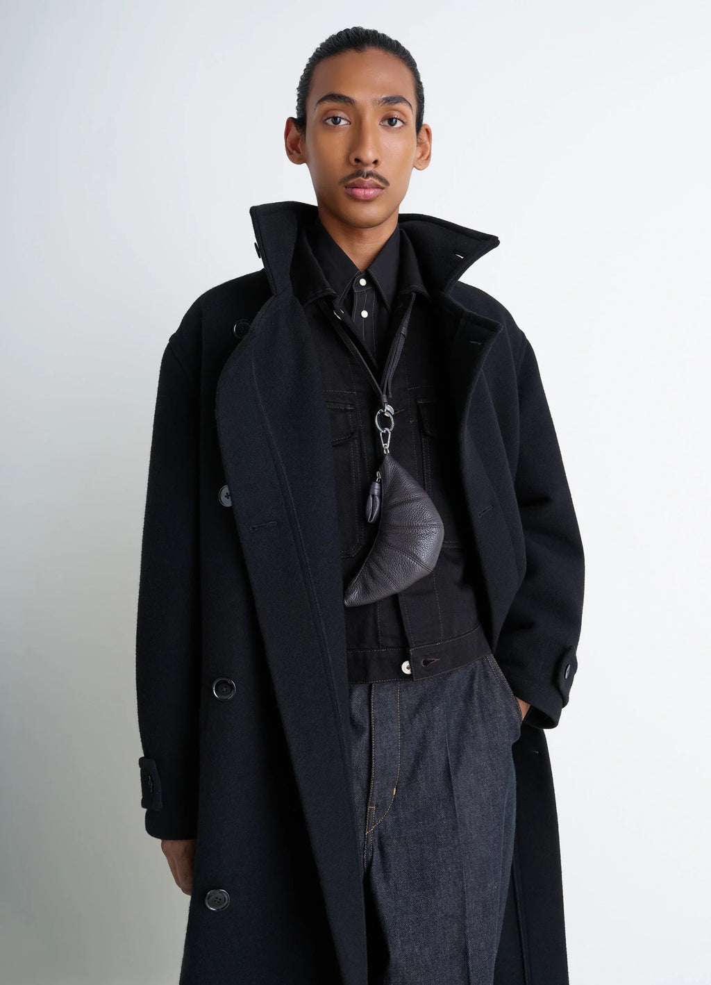 크루아상 크로스바디 동전 지갑